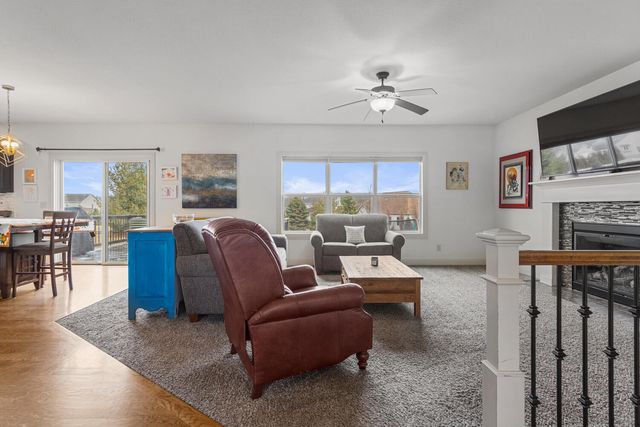 1208 White Oak Road, Mahomet, IL 61853