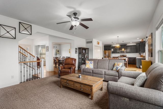 1208 White Oak Road, Mahomet, IL 61853