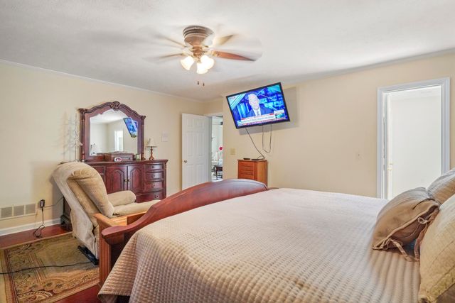 194 Cumberland Drive, Bronston, KY 42518