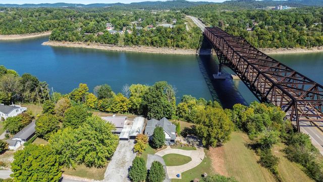 194 Cumberland Drive, Bronston, KY 42518