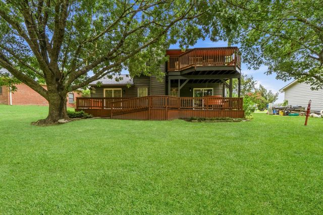 12632 Lake Vista Drive, Willis, TX 77318