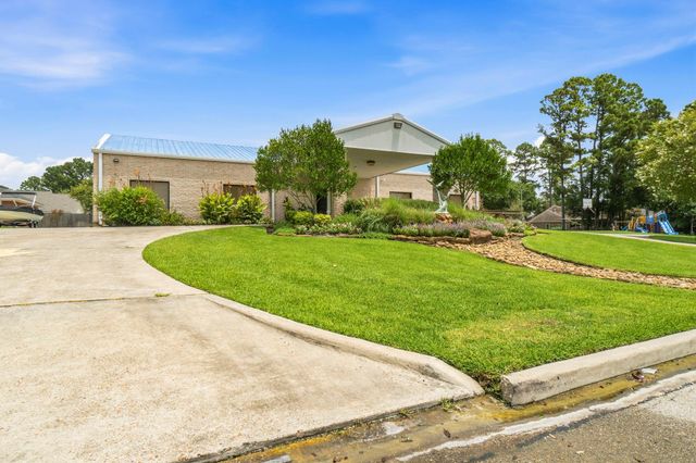 12632 Lake Vista Drive, Willis, TX 77318