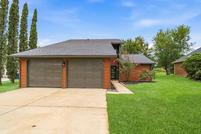 12632 Lake Vista Drive, Willis, TX 77318