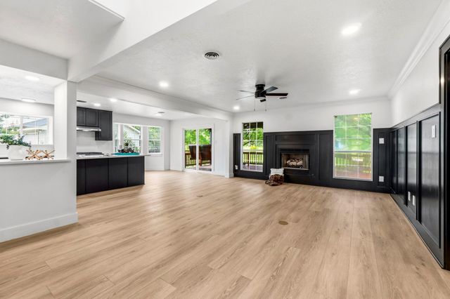 12632 Lake Vista Drive, Willis, TX 77318