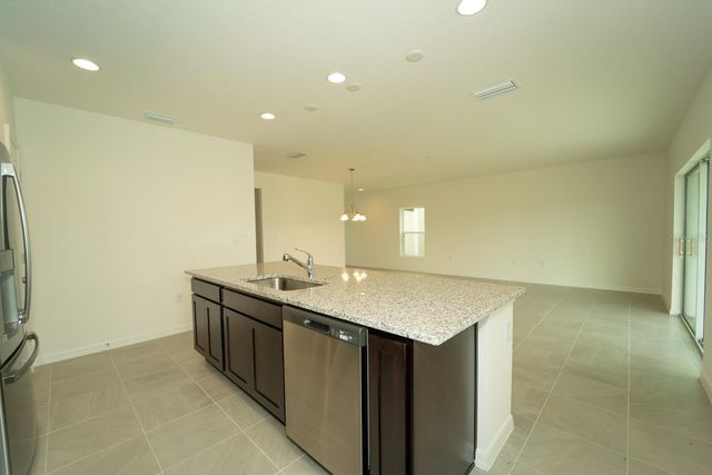 1673 SWAN SWIM DRIVE, Davenport, FL 33837