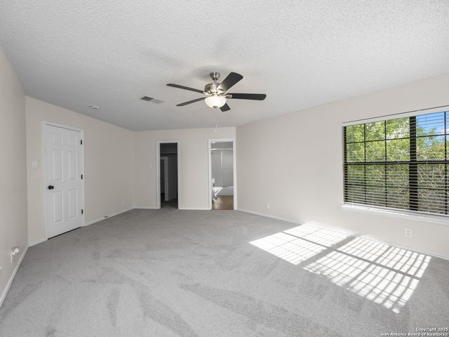1073 Stone hollow, New Braunfels, TX 78130