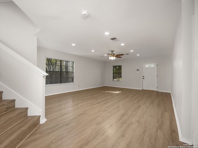1073 Stone hollow, New Braunfels, TX 78130
