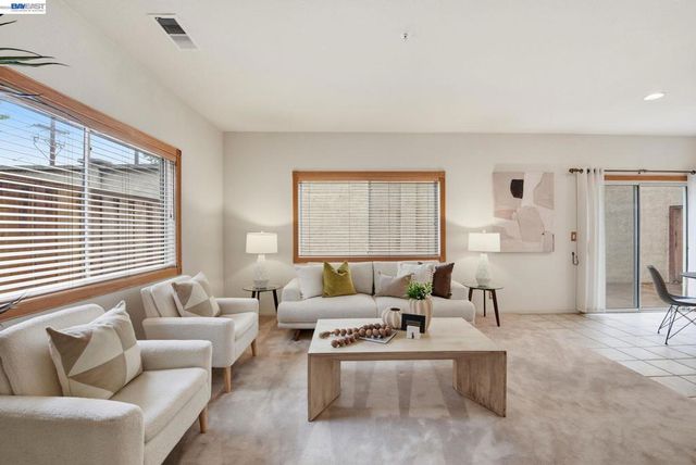 1013 Montoya Ter, Union City, CA 94587
