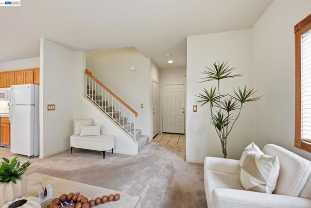 1013 Montoya Ter, Union City, CA 94587