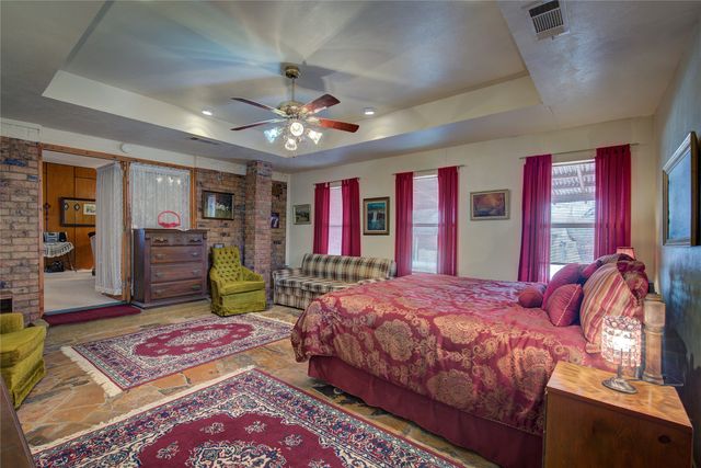 204 Garrett Avenue, East Tawakoni, TX 75472