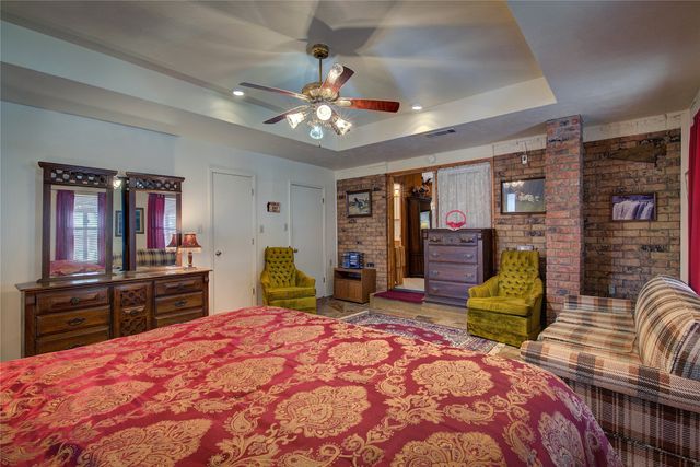 204 Garrett Avenue, East Tawakoni, TX 75472