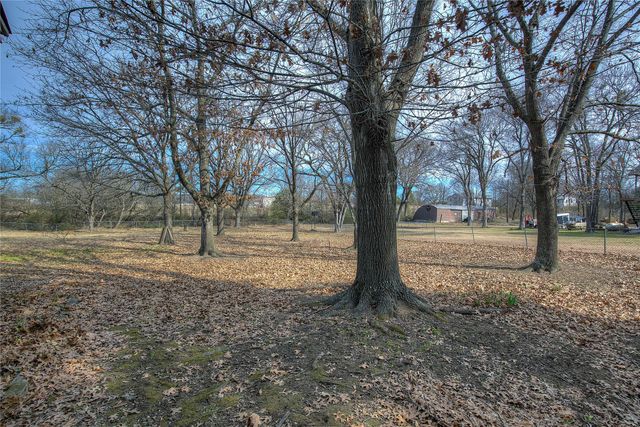 204 Garrett Avenue, East Tawakoni, TX 75472