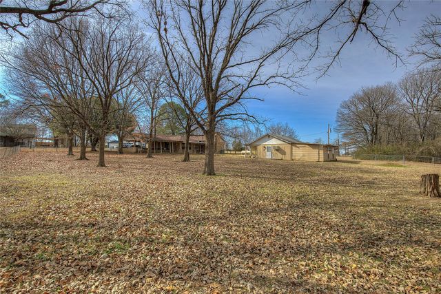 204 Garrett Avenue, East Tawakoni, TX 75472
