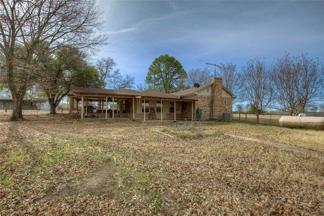 204 Garrett Avenue, East Tawakoni, TX 75472