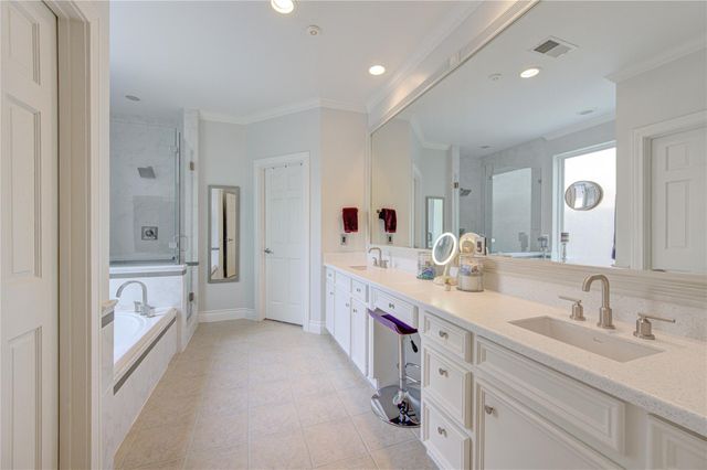 14023 Lochshire Street, Houston, TX 77077