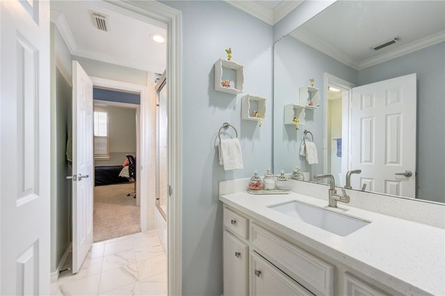 14023 Lochshire Street, Houston, TX 77077