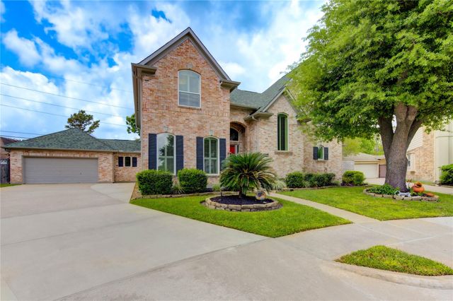14023 Lochshire Street, Houston, TX 77077