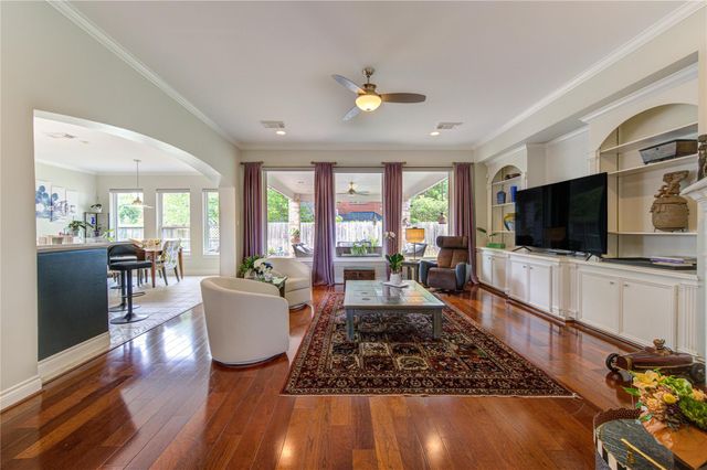 14023 Lochshire Street, Houston, TX 77077