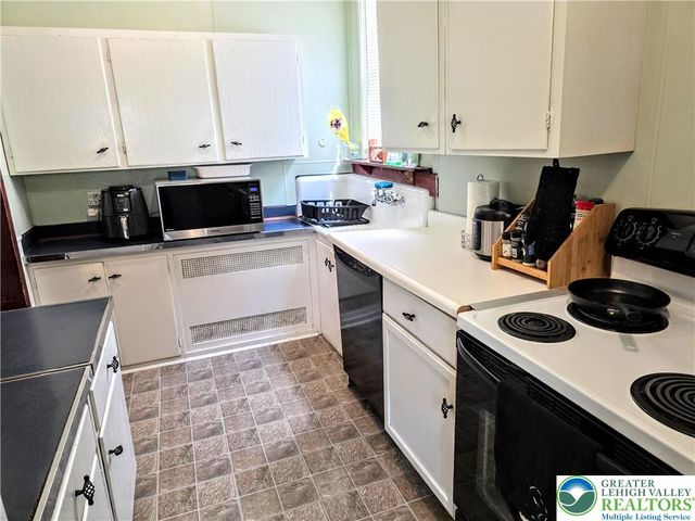 318 North 1ST Street, Lehighton Boro, PA 18235