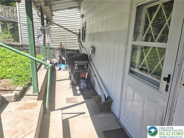 318 North 1ST Street, Lehighton Boro, PA 18235