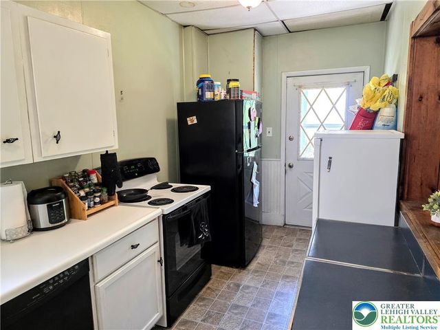 318 North 1ST Street, Lehighton Boro, PA 18235