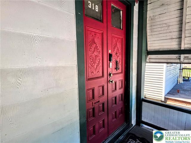 318 North 1ST Street, Lehighton Boro, PA 18235