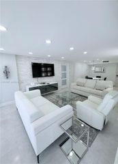 531 N Ocean Boulevard 404, Pompano Beach, FL 33062