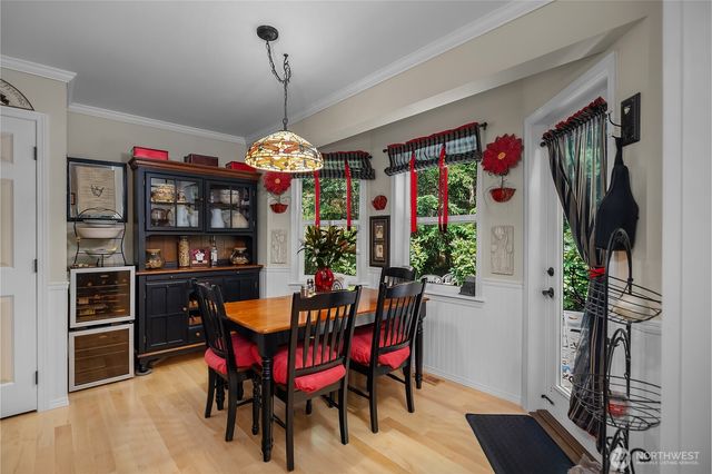 351 E Island Shores Road, Shelton, WA 98584