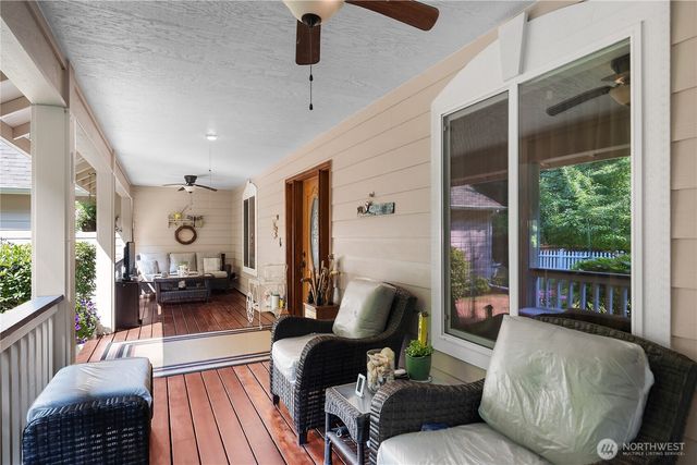 351 E Island Shores Road, Shelton, WA 98584