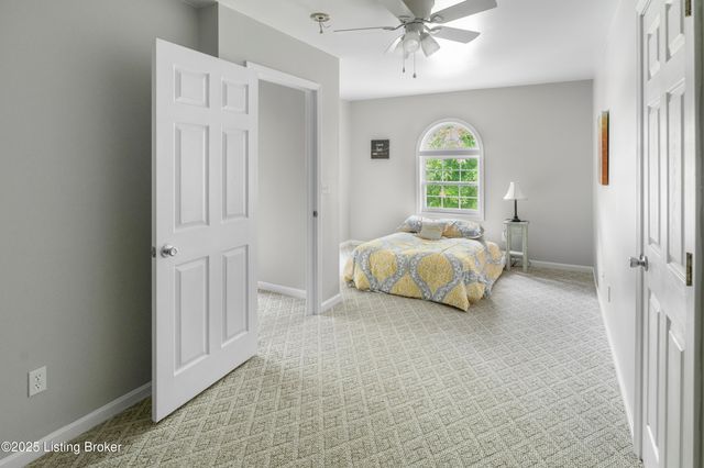 11717 Old Mitchell Hill Rd, Louisville, KY 40118