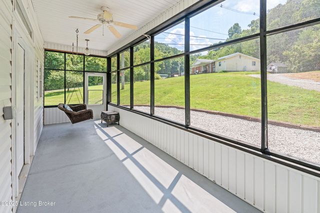 11717 Old Mitchell Hill Rd, Louisville, KY 40118