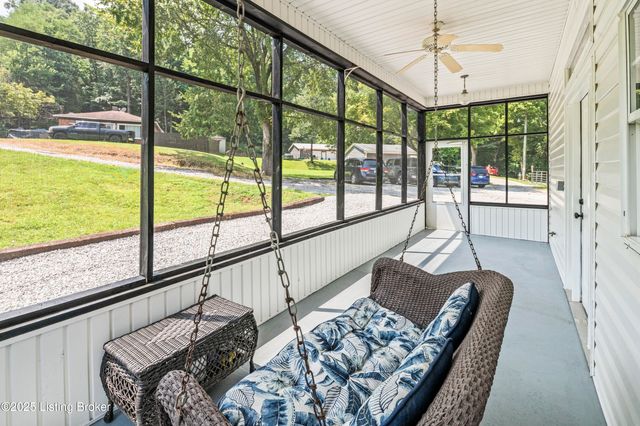 11717 Old Mitchell Hill Rd, Louisville, KY 40118