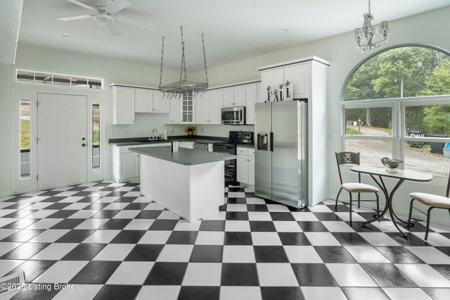 11717 Old Mitchell Hill Rd, Louisville, KY 40118