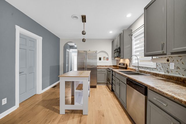 7600 140th Place, Cedar Lake, IN 46303