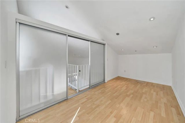 4477 Woodman Avenue 305, Sherman Oaks, CA 91423