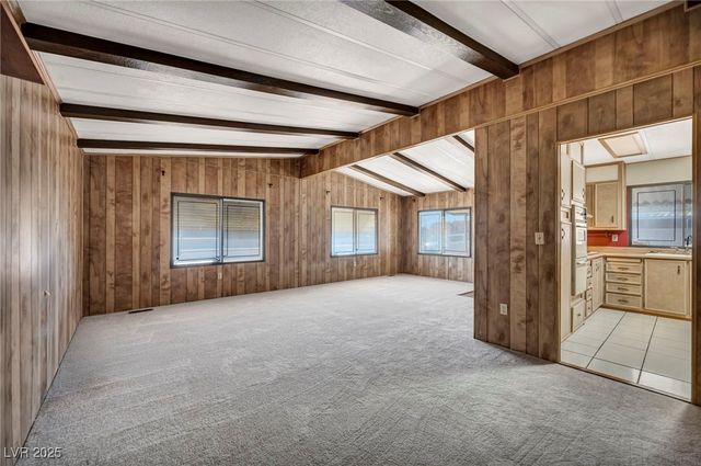 97 Sir George Drive, Las Vegas, NV 89110