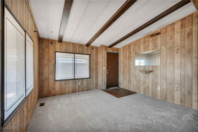 97 Sir George Drive, Las Vegas, NV 89110