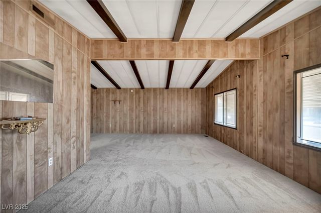 97 Sir George Drive, Las Vegas, NV 89110