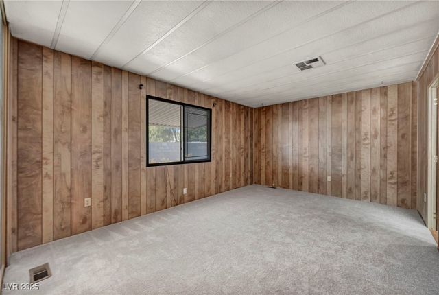 97 Sir George Drive, Las Vegas, NV 89110