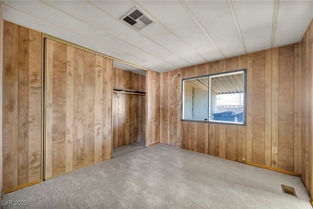 97 Sir George Drive, Las Vegas, NV 89110