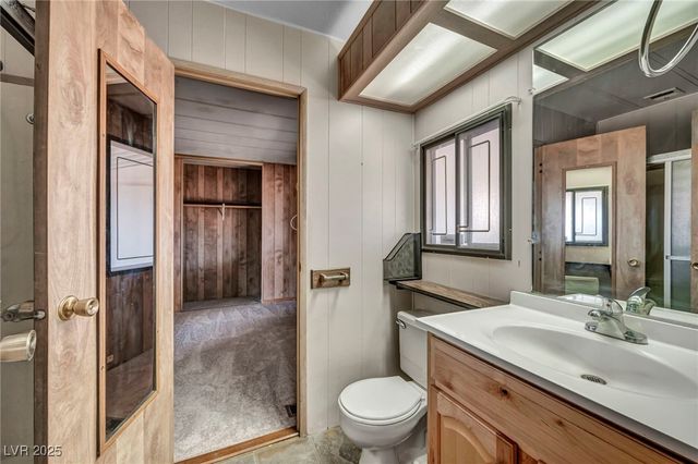 97 Sir George Drive, Las Vegas, NV 89110