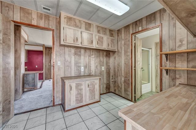 97 Sir George Drive, Las Vegas, NV 89110