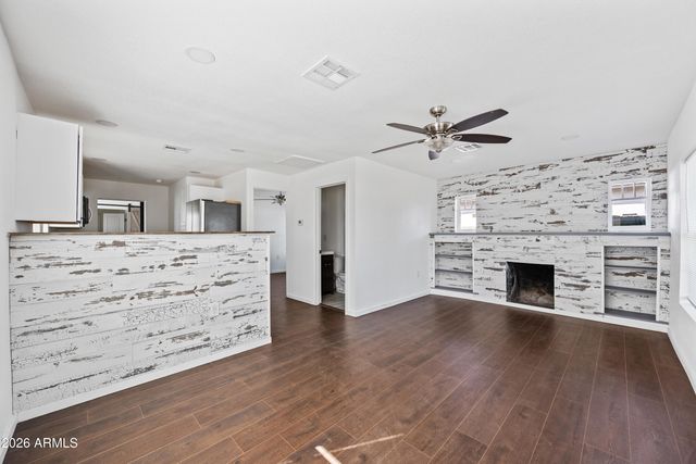 330 N 15TH Street, Phoenix, AZ 85006