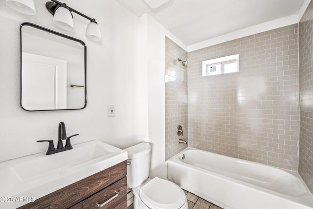 330 N 15TH Street, Phoenix, AZ 85006