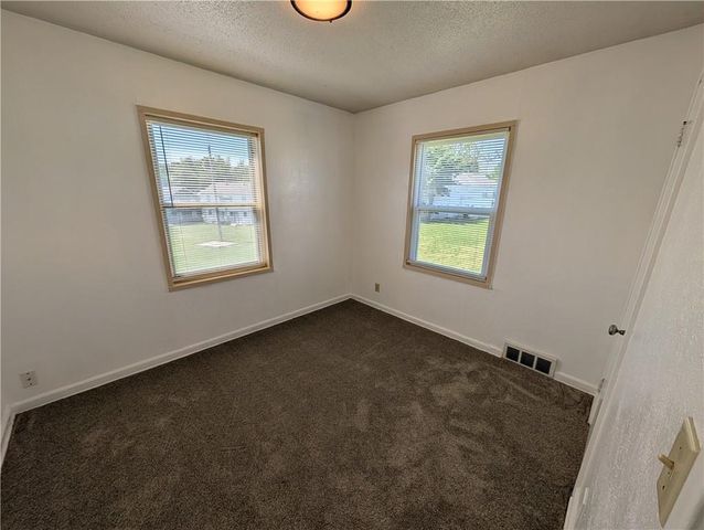 9504 Harrison Street, Kansas City, MO 64131