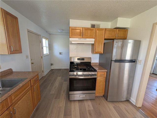 9504 Harrison Street, Kansas City, MO 64131