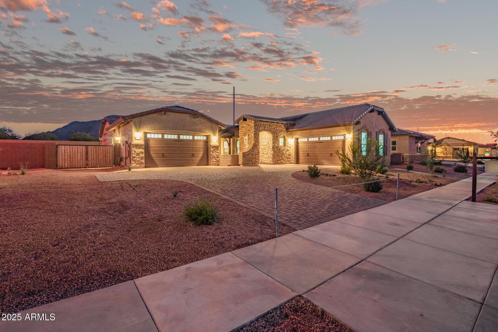 21149 E DIANA Way, Queen Creek, AZ 85142