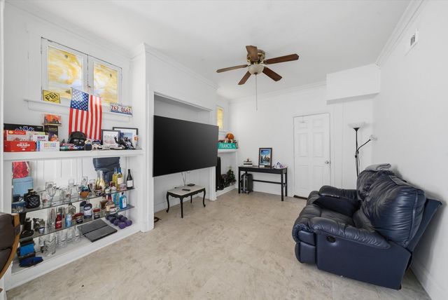 2736 W Francis Place, Chicago, IL 60647