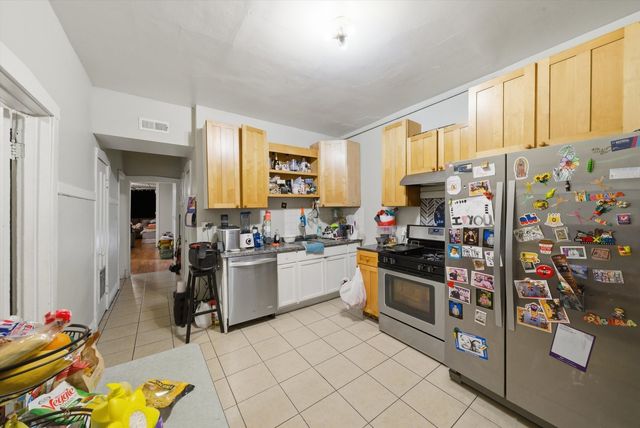 2736 W Francis Place, Chicago, IL 60647