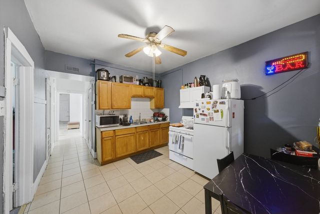 2736 W Francis Place, Chicago, IL 60647